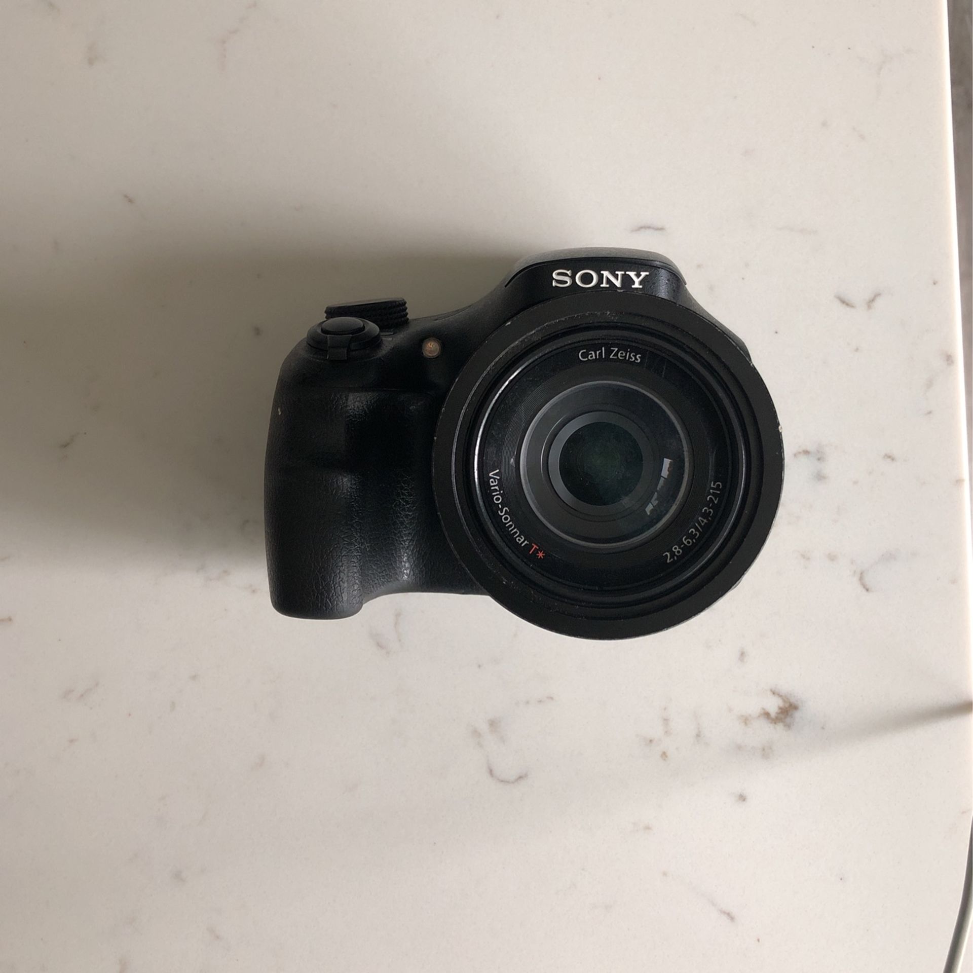 Sony Camera Carl zeiss 50x Zoom (Black)