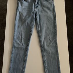 LEVI’S ( Women ) Size 24, 25 Used Only One Time