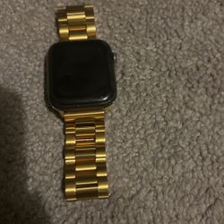 Series 5 Apple Watch 