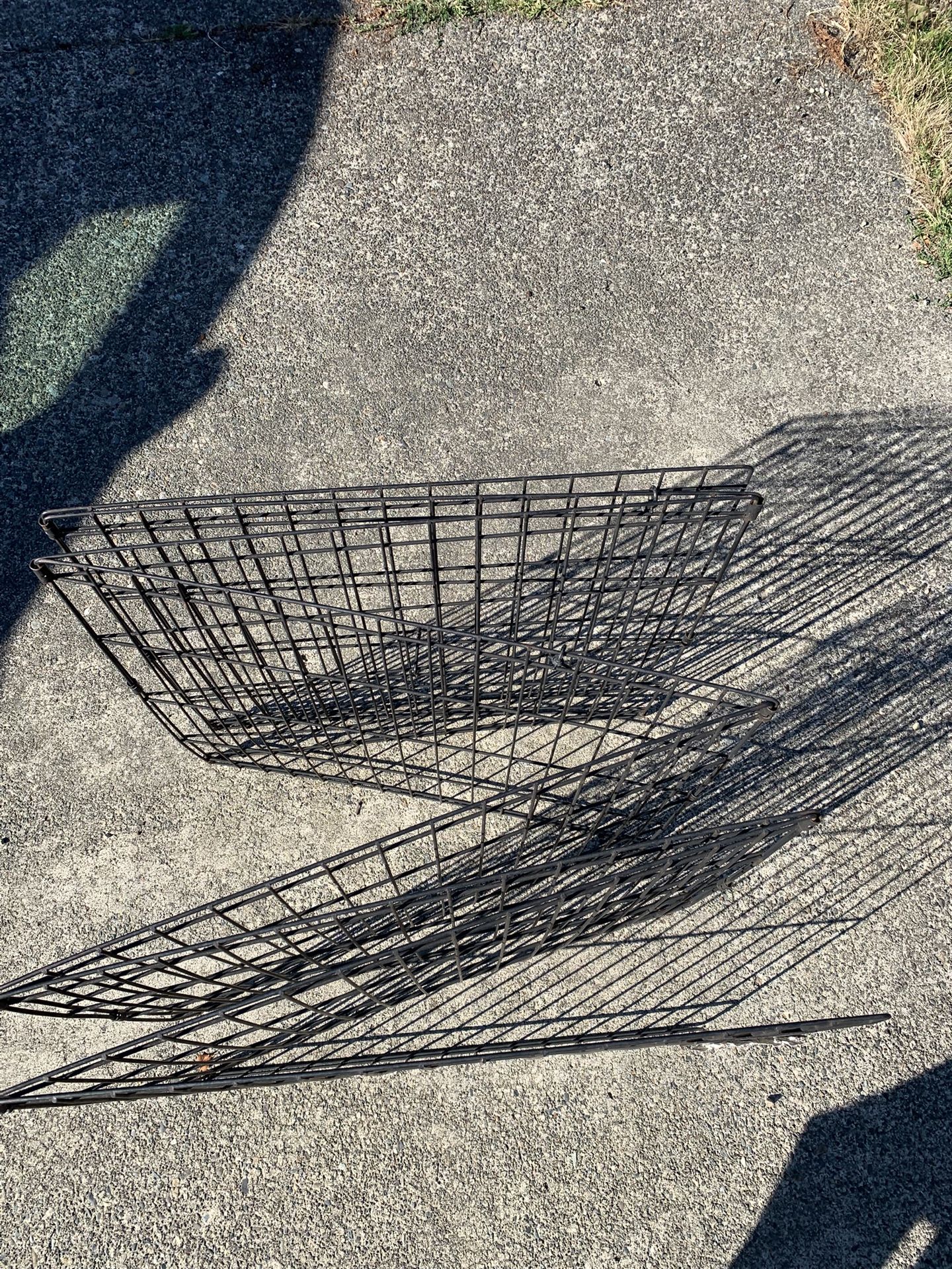 Huge Lot: Dog Kennels Pens And Grooming Station