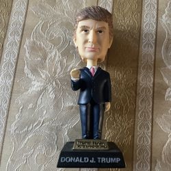 Rare 2004 Donald Trump Bobble head New No Box