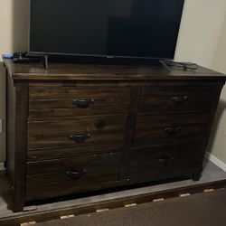 Queen bed frame and matching dresser