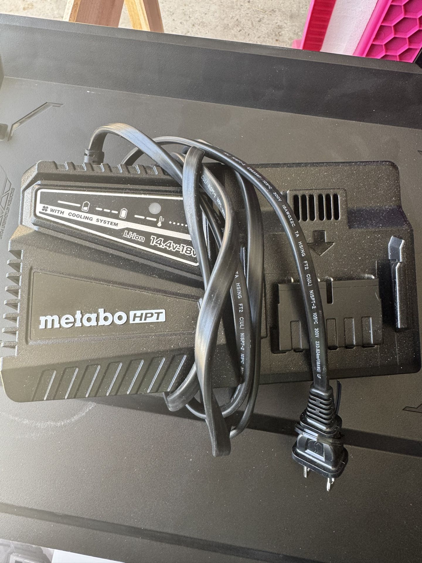 Metabo Hpt 18v Charger