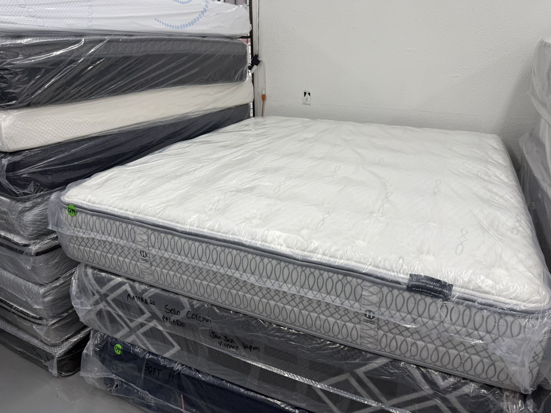 KING SIZE KLUFT AIRELOOM COPPERTECH SILVER (LUXURY-FIRM) PILLOW TOP MATTRESS & BOX SPRINGS BED SET