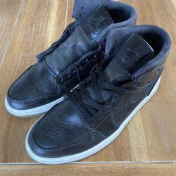 Air Jordan 1 Mid Nouveau ‘Black Ice’ Size 9