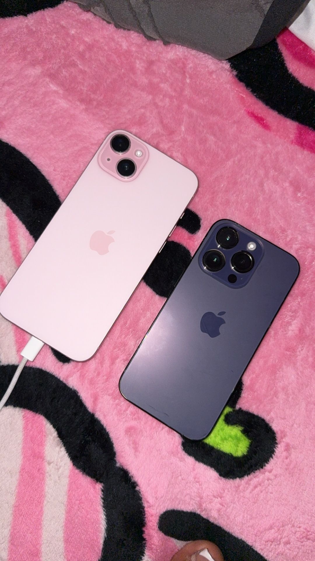 Iphone 14 pro and 15 plus 