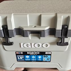 Igloo 50 qt Overland Ice Chest Cooler