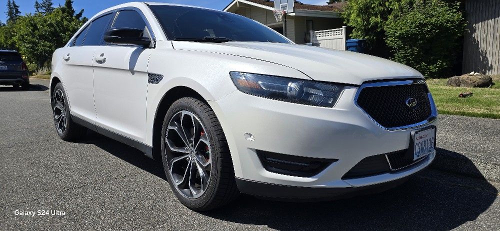 2013 Ford Taurus