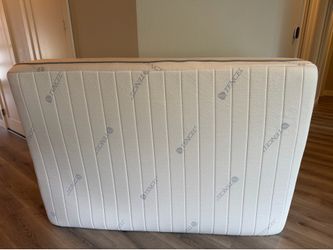 Full size mattress