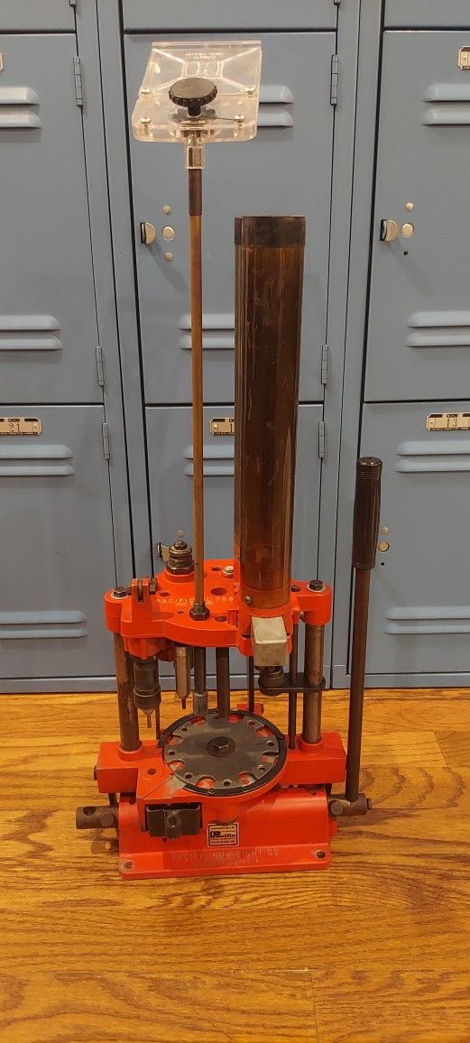 HORNADY / PACIFIC 366 12 GUAGE SHOTSHELL RELOADING PRESS