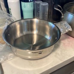 Tupperware 3.5L/3.7QT