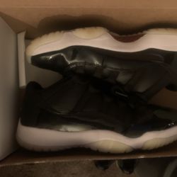 Jordan 11s