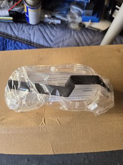 Safety goggles