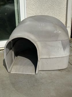 Large Husky Dog house Igloo