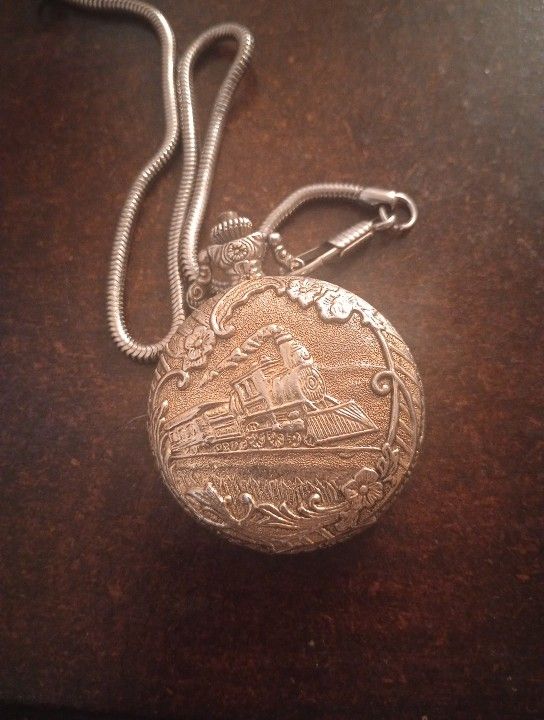Vintage Xanadu 17 Jewel Railroad Picket Watch