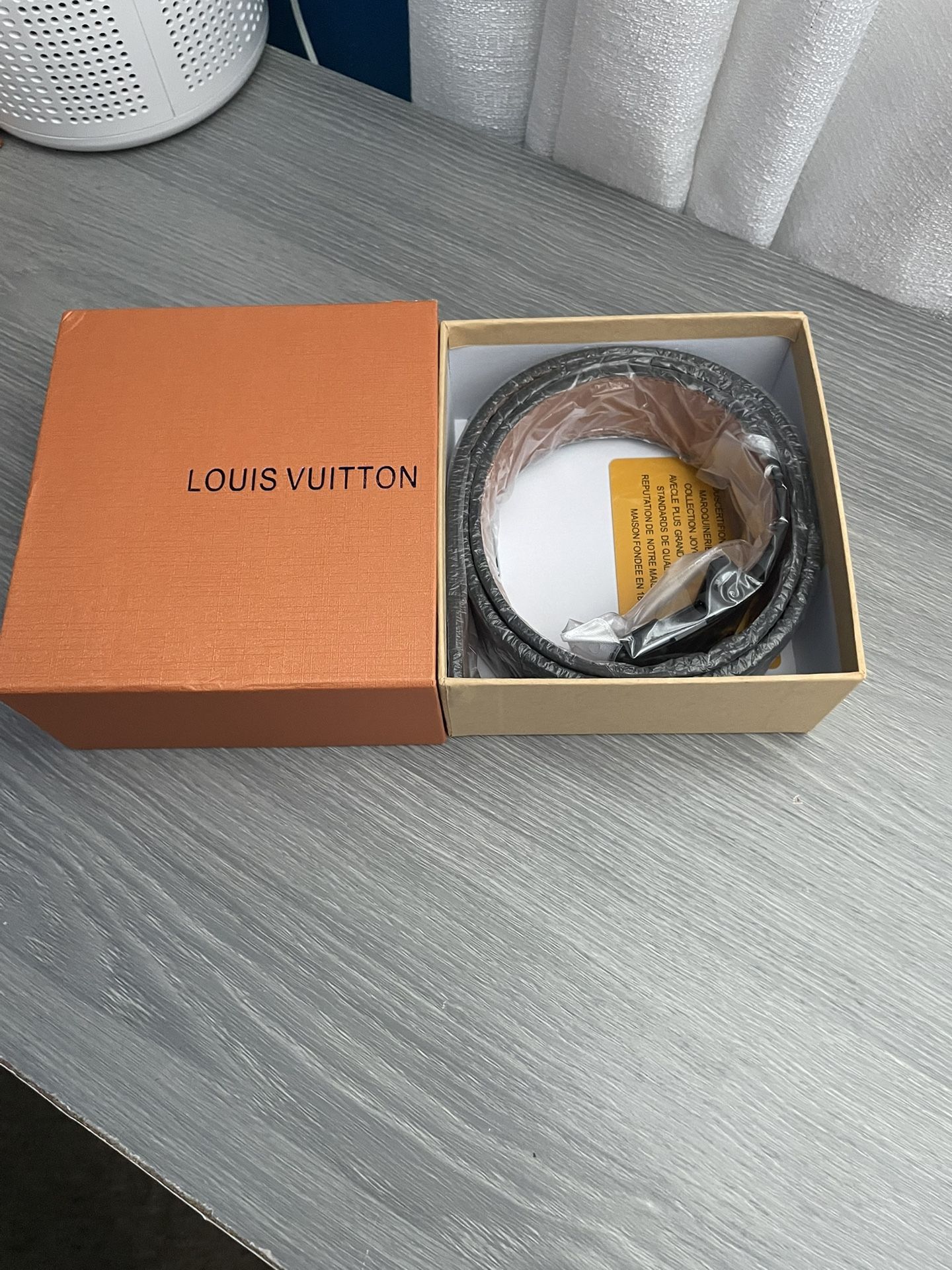 Brand New Louis Vuitton Belt 40-42 Waist (34-38 Jeans Waist)