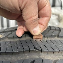 BF Goodrich  255/60R19