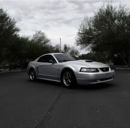 2004 Ford Mustang