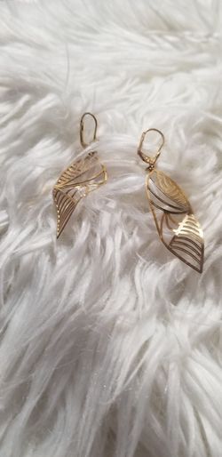 Earings