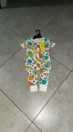 Old Navy Toddler Girl’s 2 Piece Pajamas Set, Size 12-18 Months