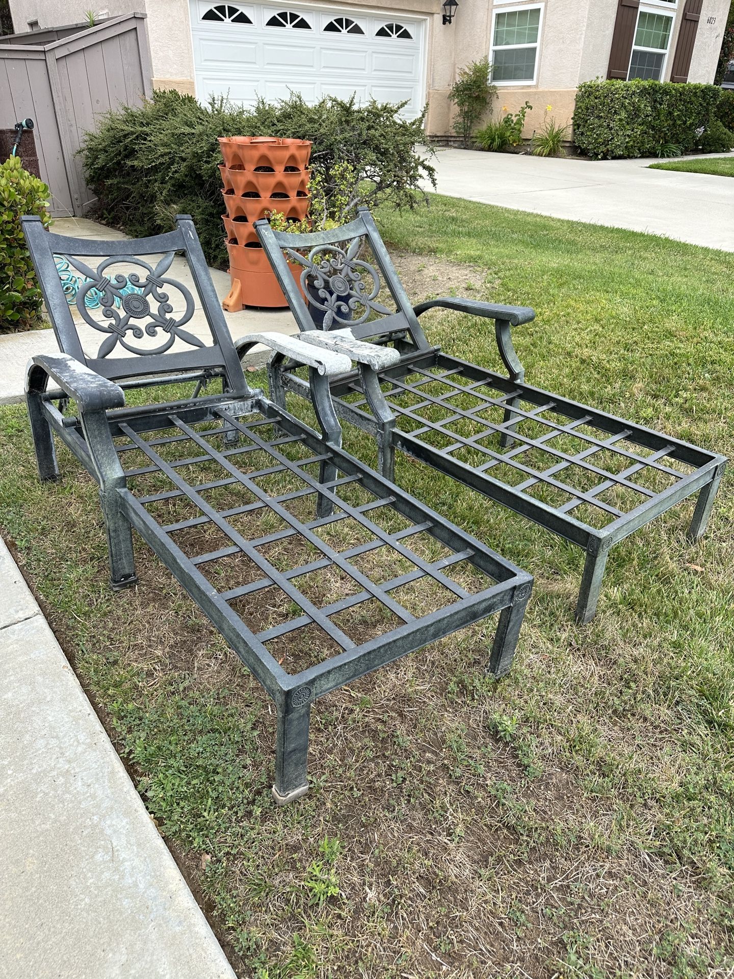 Lounge chair Set FREE