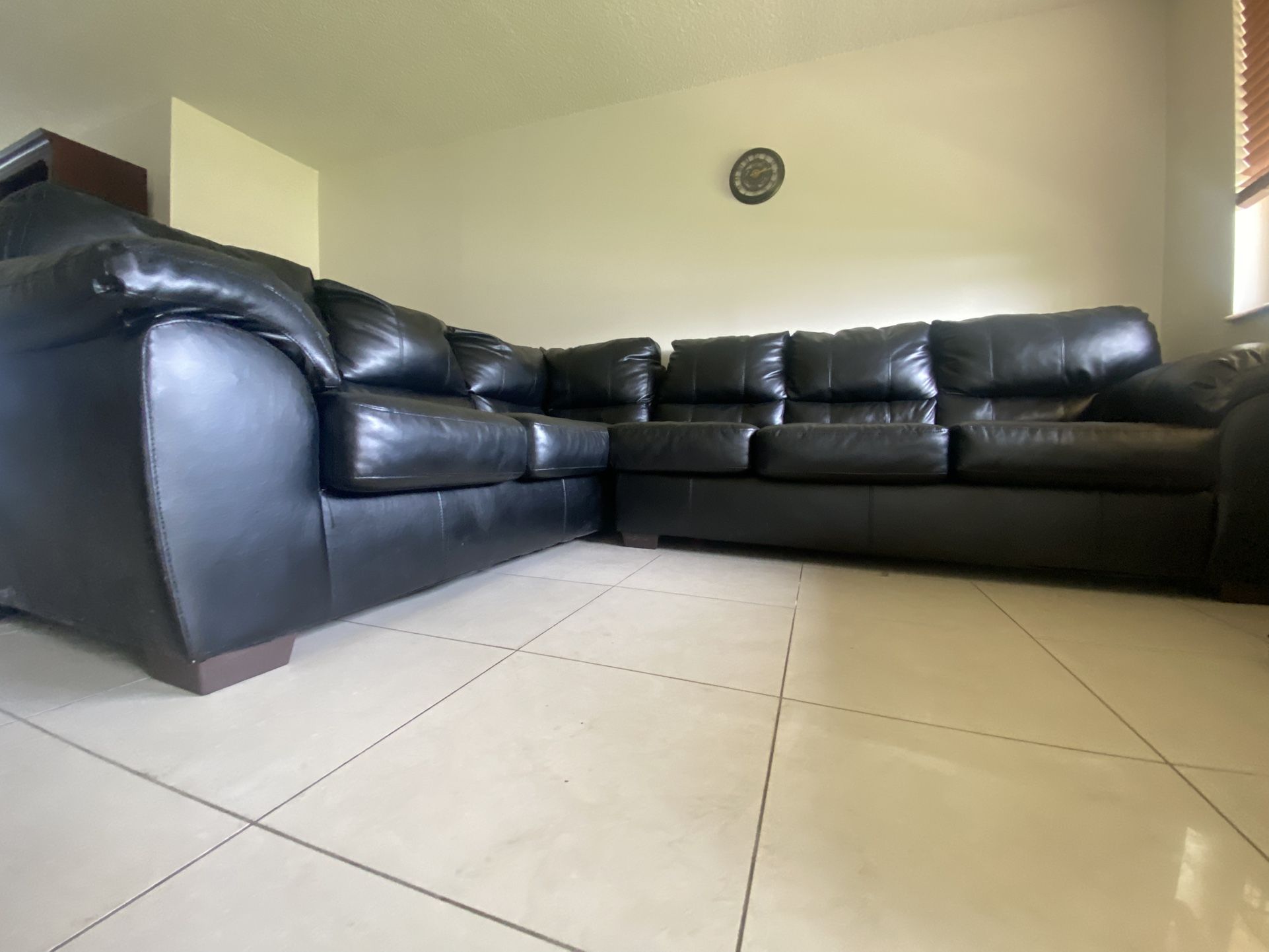  Couch 