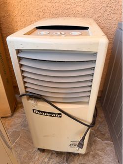 A/c Royal Sovereign Roam-air 8300 btu ac working portable room air conditioner APR-815 110$ each