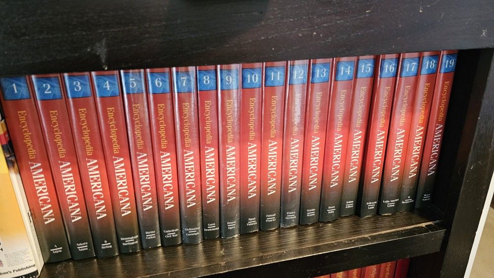 Set of Encyclopedia Americana