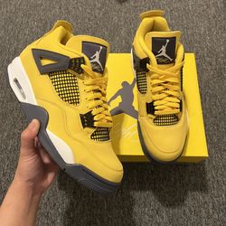 Jordan 4 lightning