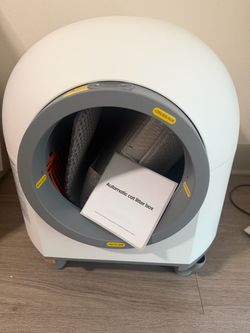 Automatic litter box