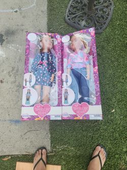 Doll Muñecas