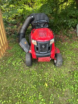 Troy-Bilt pony Riding Lawn Mower with Cub Cadet Bagger