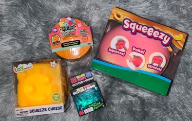 RMS Mystery Orange scented Dumpling NeeDoh Nice Cube Squeezy Peach Cheese Bundle