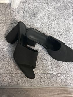 Both heels never used