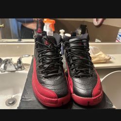 Flu Game 12s Size 4.5y * LOOK THROUGH ALL PICS *