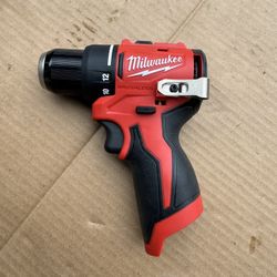 Milwaukee Drill M12