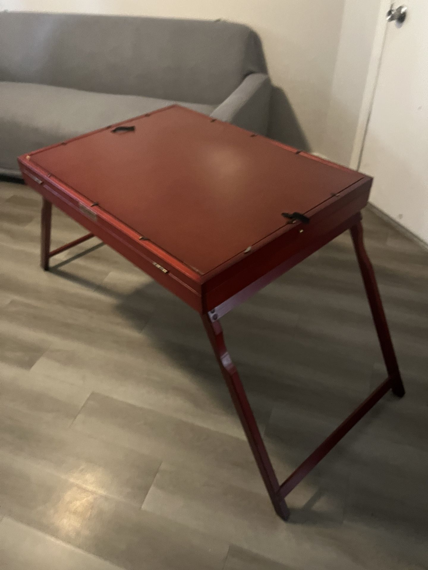 Puzzle Table