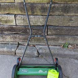 Scotts Classic Reel Mower