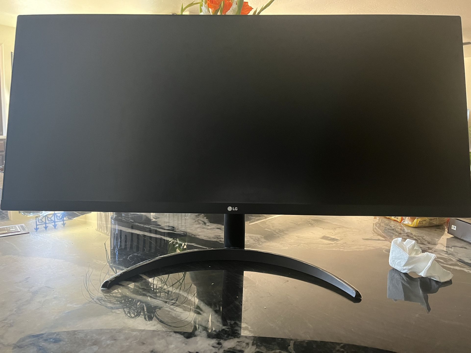 LG 34WL500-B 34 Inch 21:9 UltraWideâ„¢ 1080p Full HD IPS Monitor with HDR