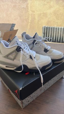 Jordan 4 Retro