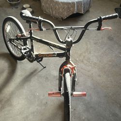 Kent Chaos Freestyle BMX Bicycle 