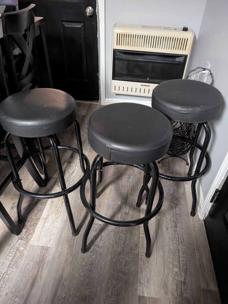 Bar Stools 