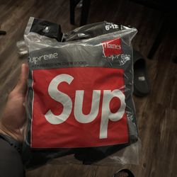supreme socks