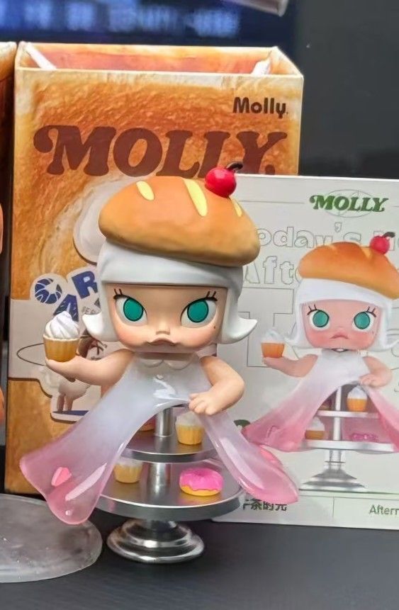 Original Popmart Molly Doll Brand New In Bag. [ Box Is Open] Blind Box 
