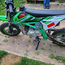 Tao Motors 110cc Dirt Bike 