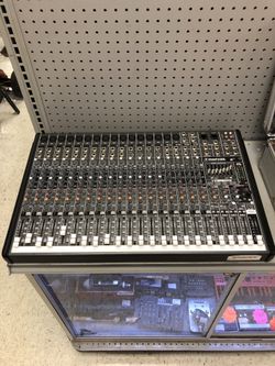 Mackie ProFX22 Professional mic/line mixer with FX