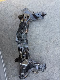 Honda Crv 2002-2004 rear crossmember subframe