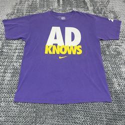 Nike T-Shirt Men’s Size Large AD Knows 