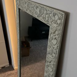 Large Mirror With Beautiful Border