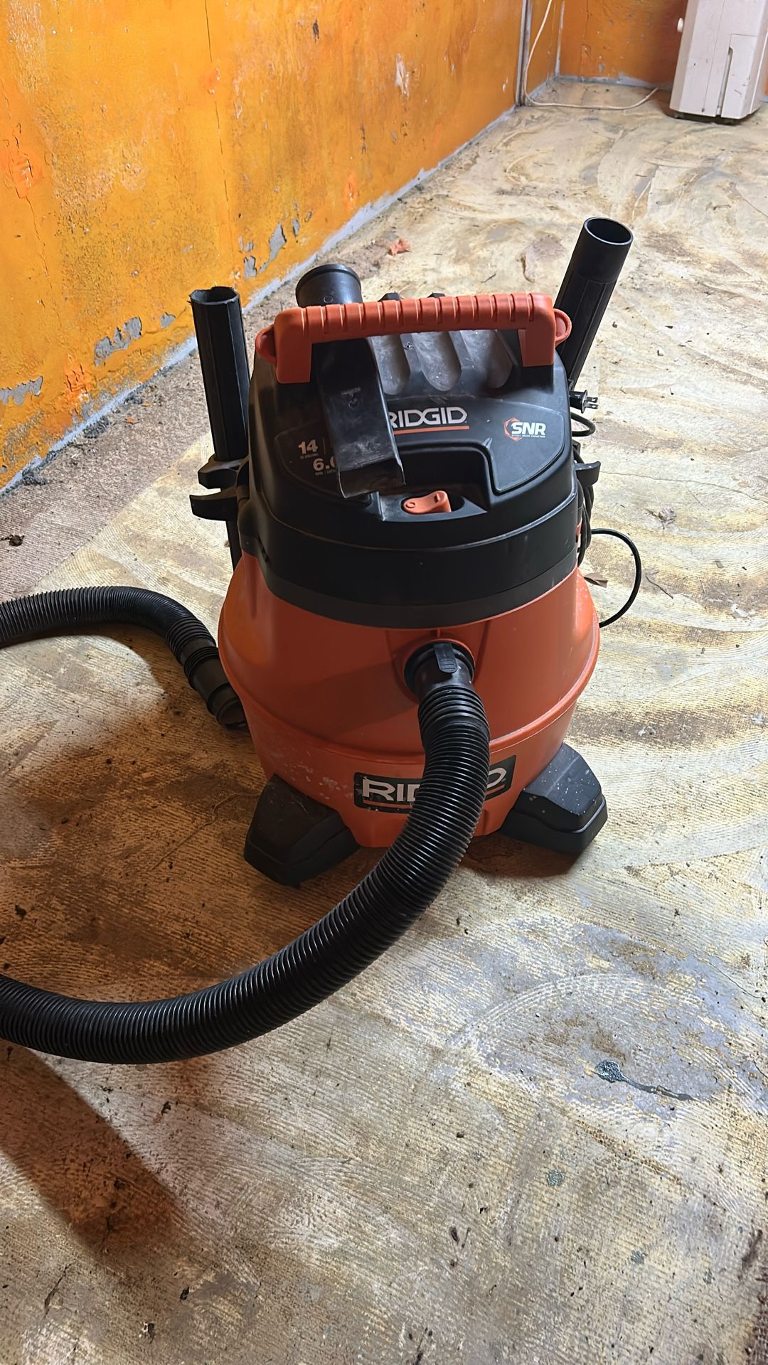 Rigid Wet Vacuum 14 Gallons